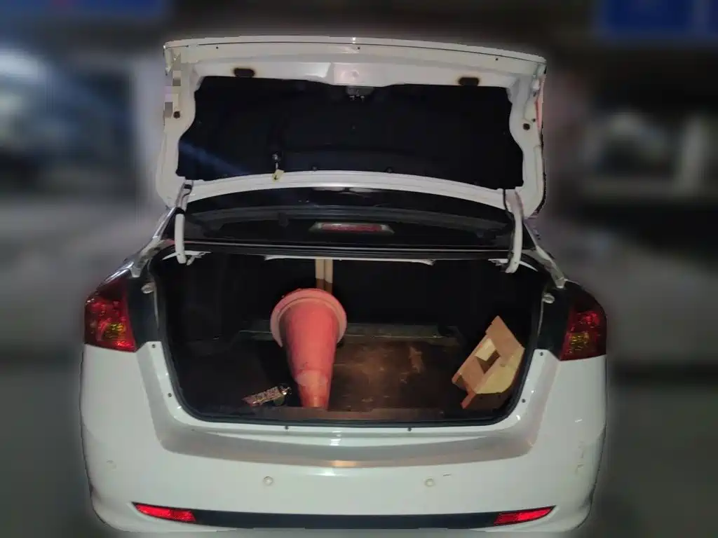 Buick Excelle — миниатюра 20