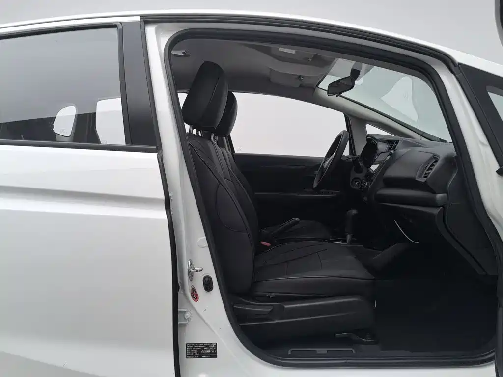 Honda Fit — миниатюра 23