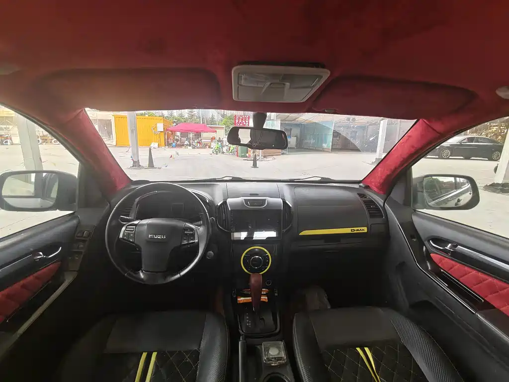 Isuzu D-MAX — миниатюра 10