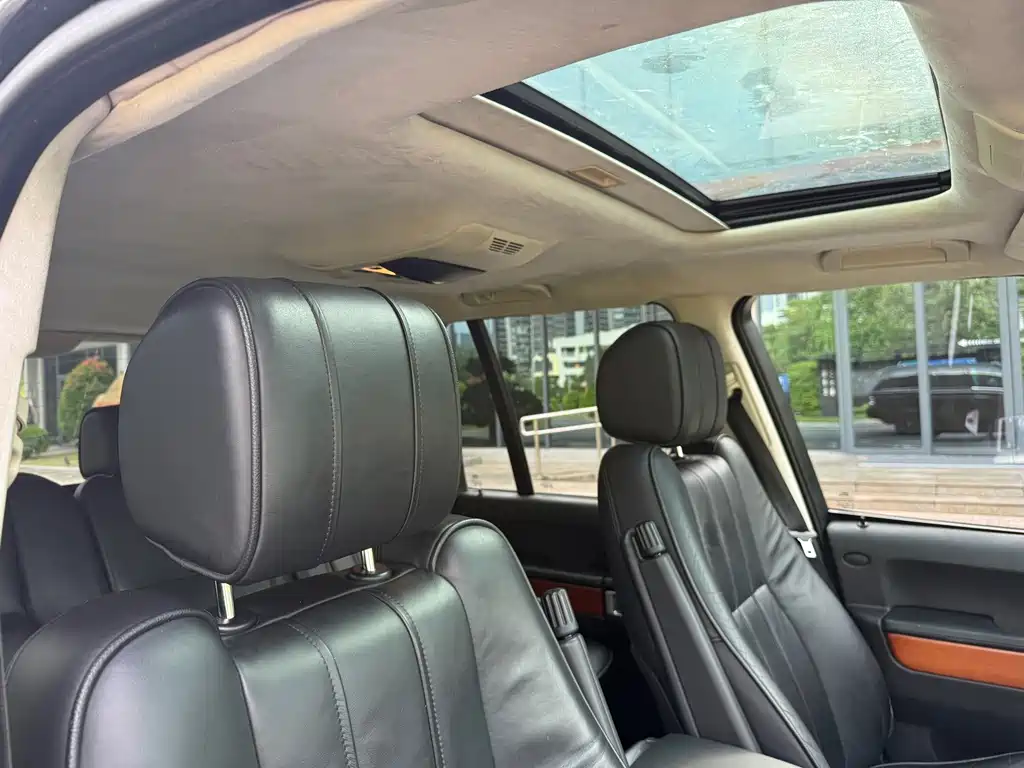 Land Rover Range Rover — миниатюра 16