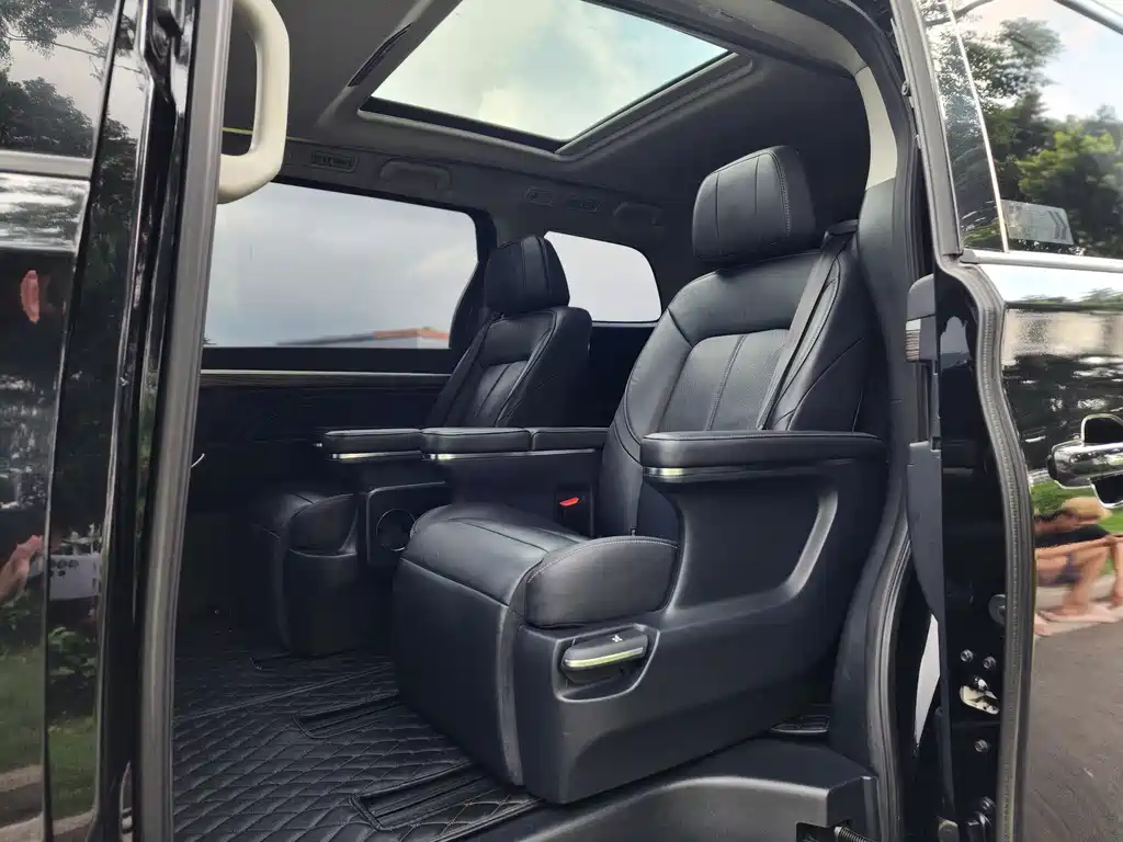 GAC Motor Trumpchi M8 — миниатюра 10