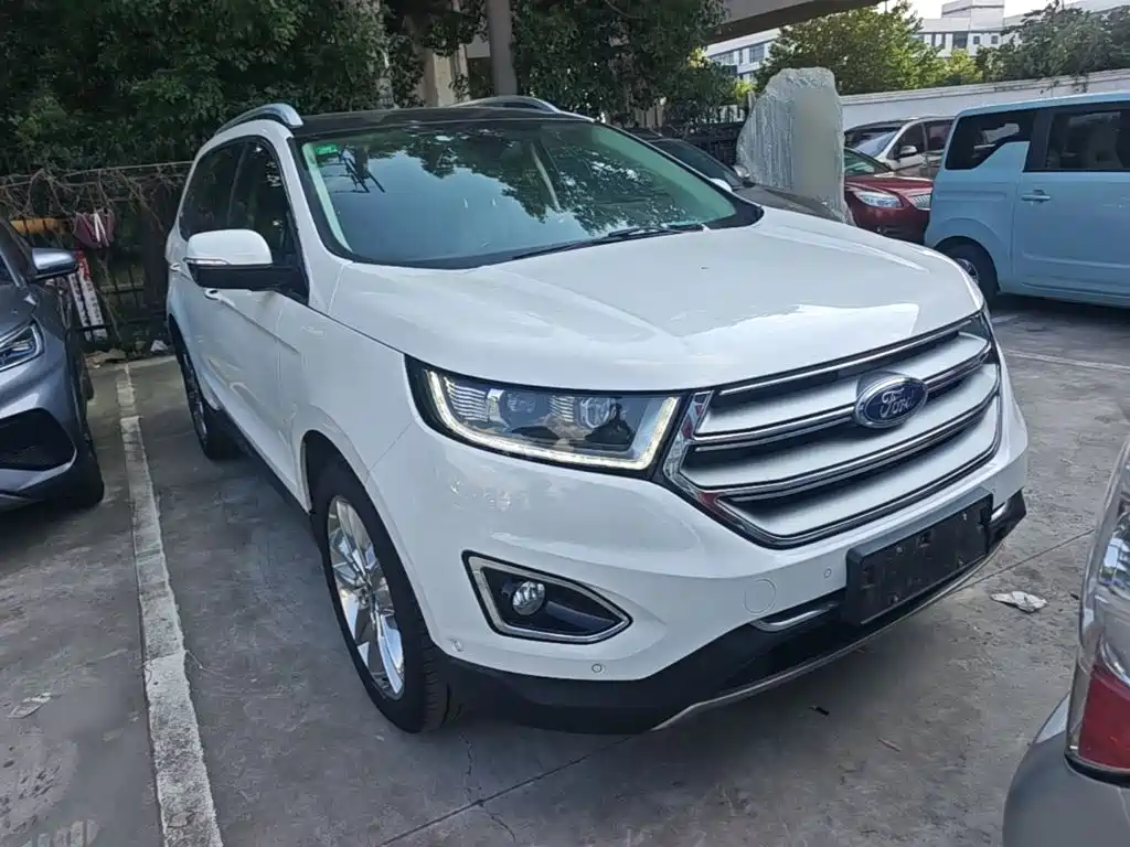 Ford Edge — миниатюра 4