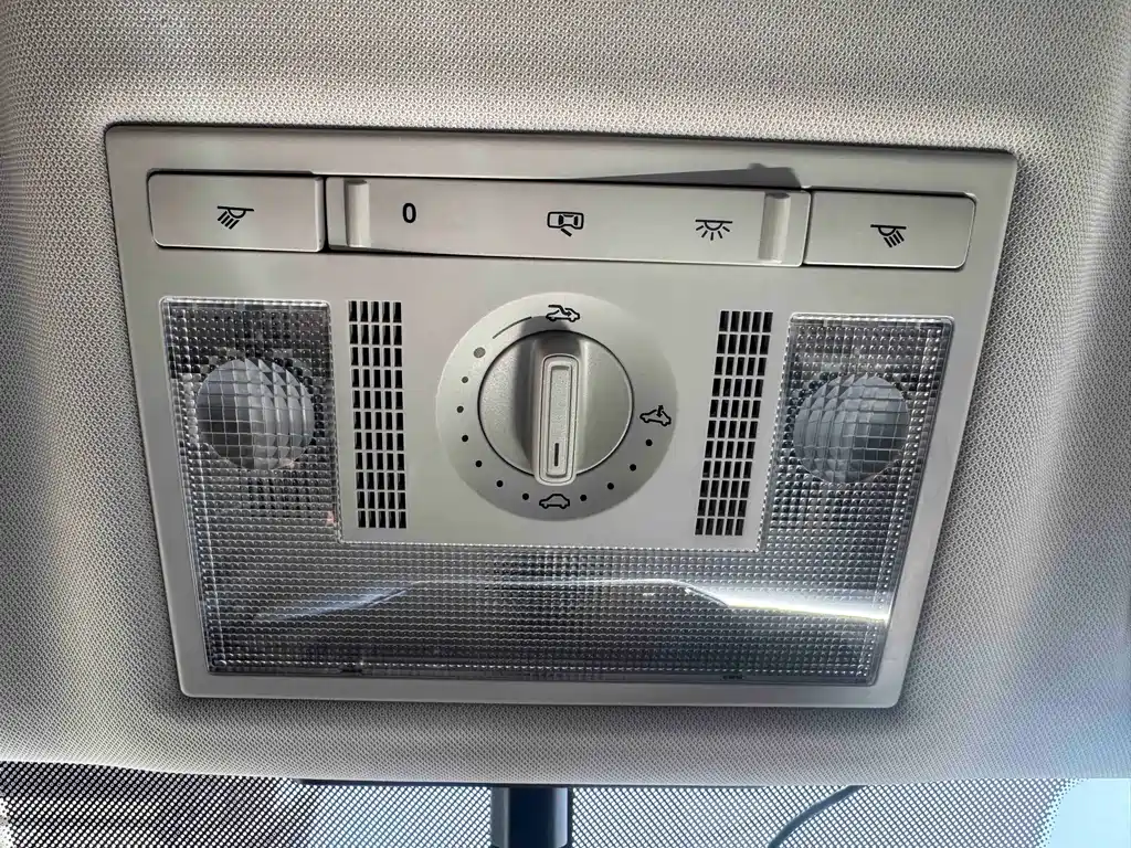 Skoda Kamiq 1.5L Auto Comfort Enjoy Edition, фото 15