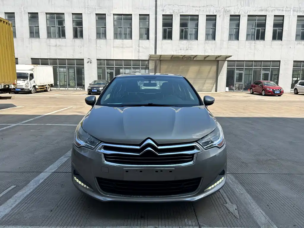 Citroen C4L — миниатюра 2