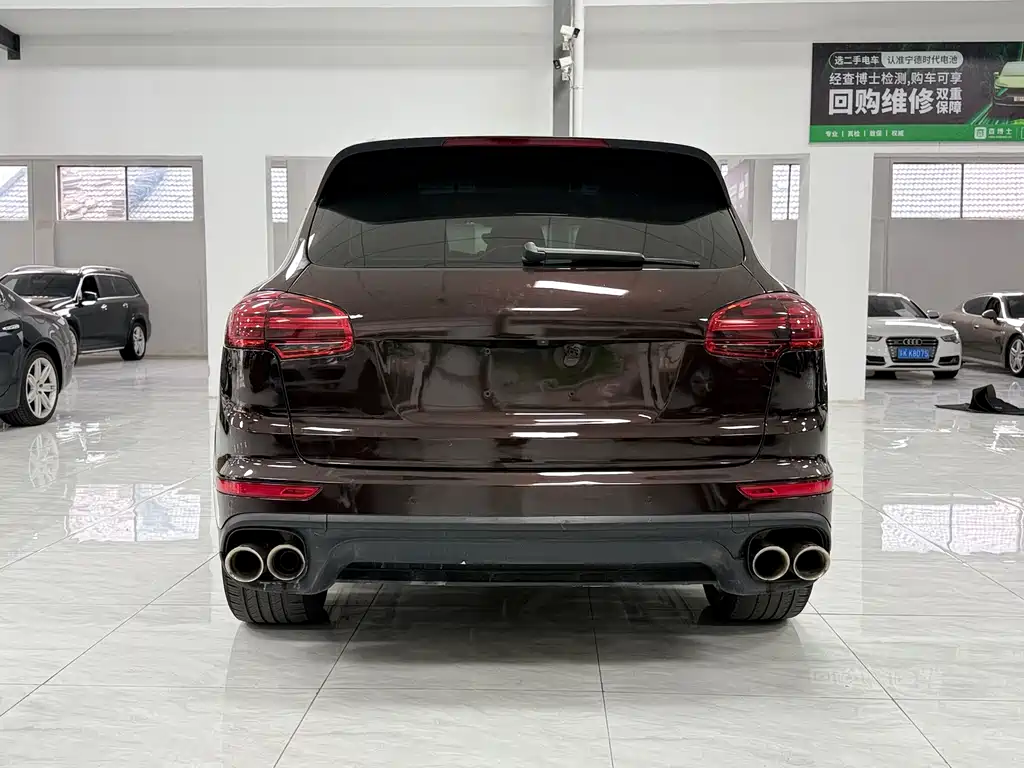 PORSCHE CAYENNE