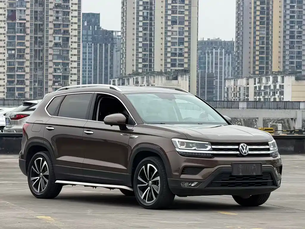Volkswagen Tharu 2020 280TSI Luxury VI