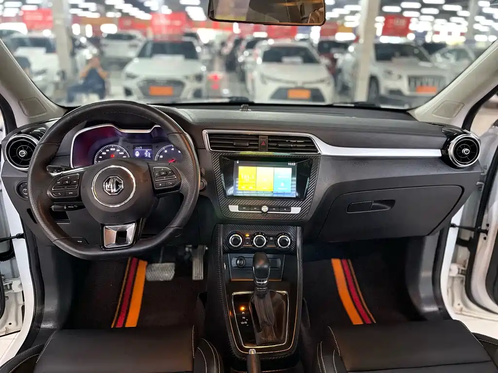 MG ZS — миниатюра 8