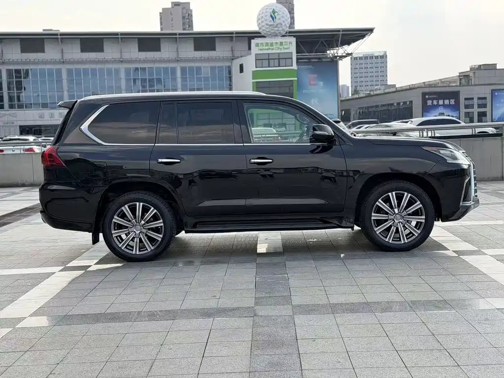 Lexus LX — фотографии объявления, Фото 21