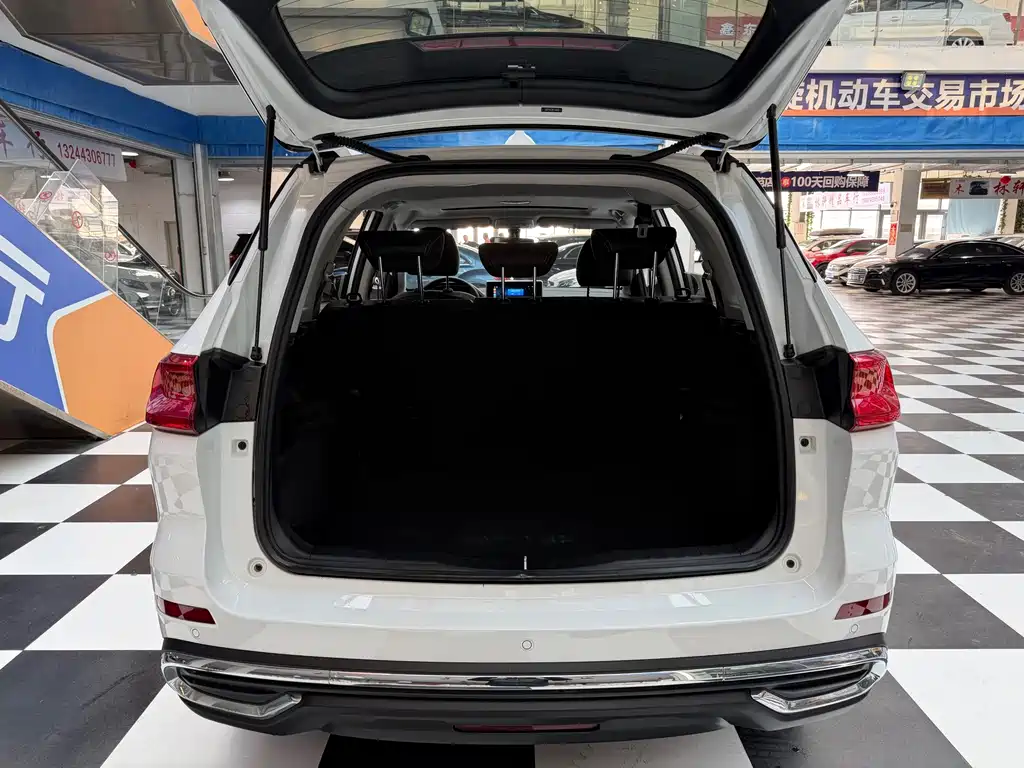 Haval M6 — миниатюра 8