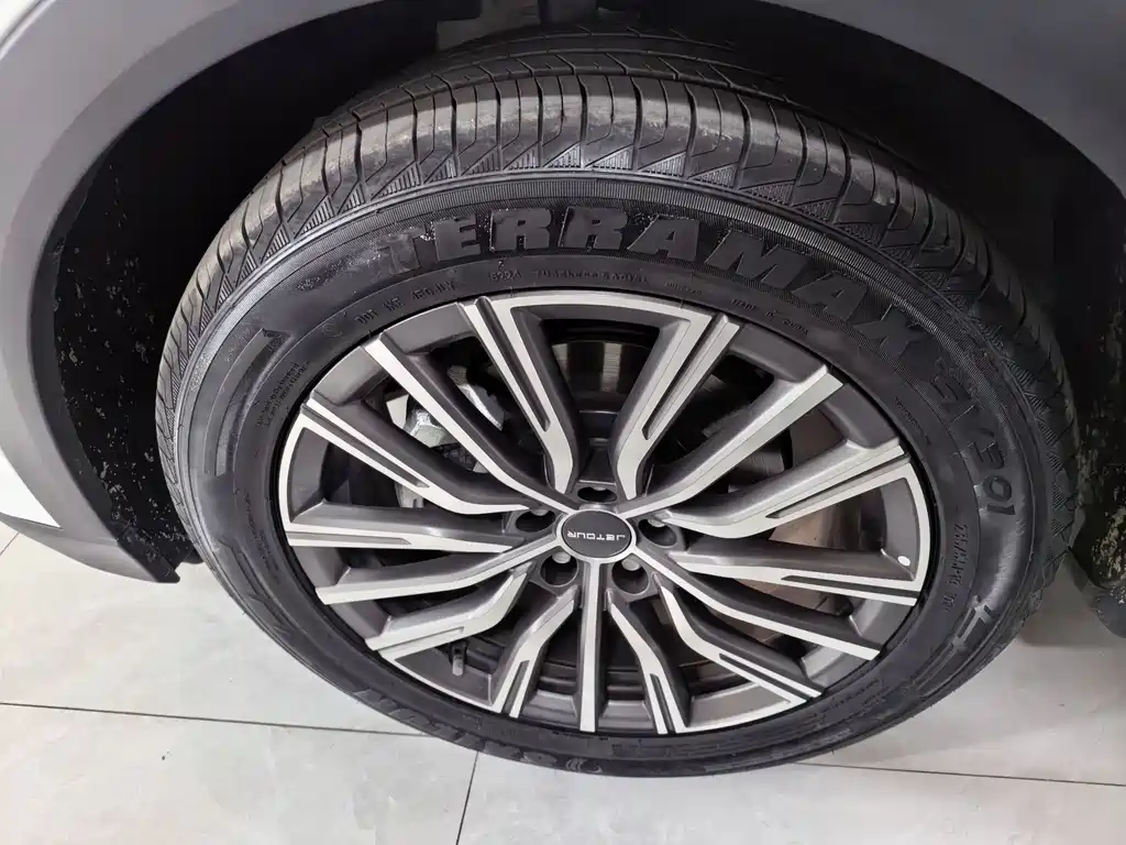 JETOUR X70 PLUS 2025 Champion 1.5T DCT Champion MAX 5 мест