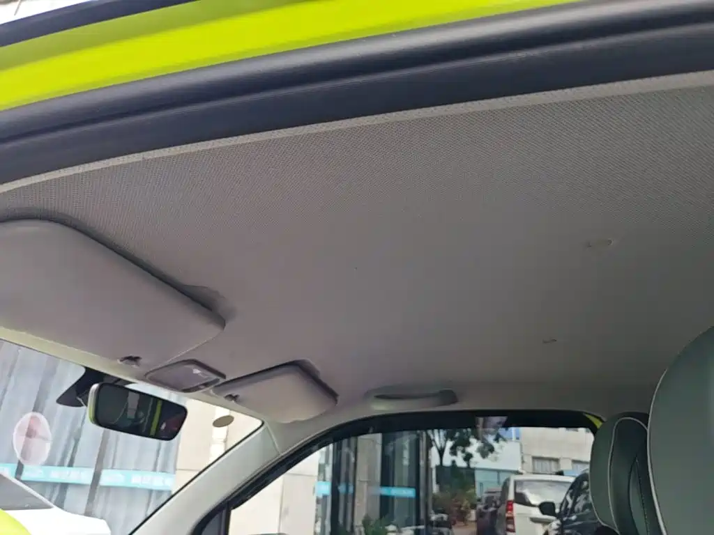 Wuling MINIEV — миниатюра 18