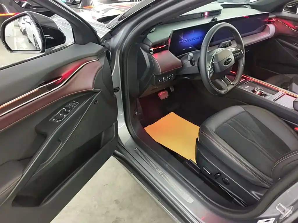 Ford Mondeo — миниатюра 16