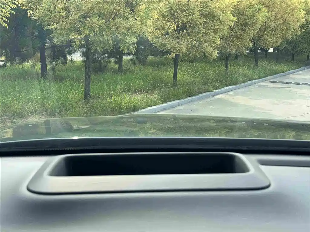 Li Auto Li L9 — миниатюра 17