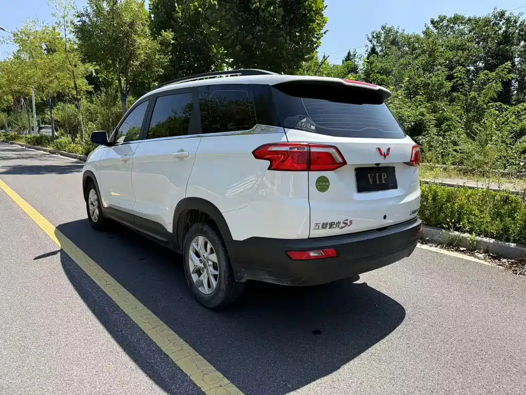 Wuling Hongguang S3 — миниатюра 6