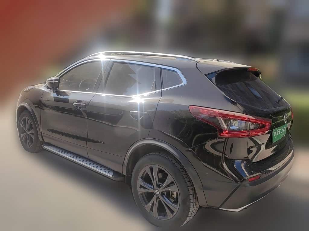 Nissan Qashqai 2.0 л 2022 г. Чёрный, пробег 36400 км