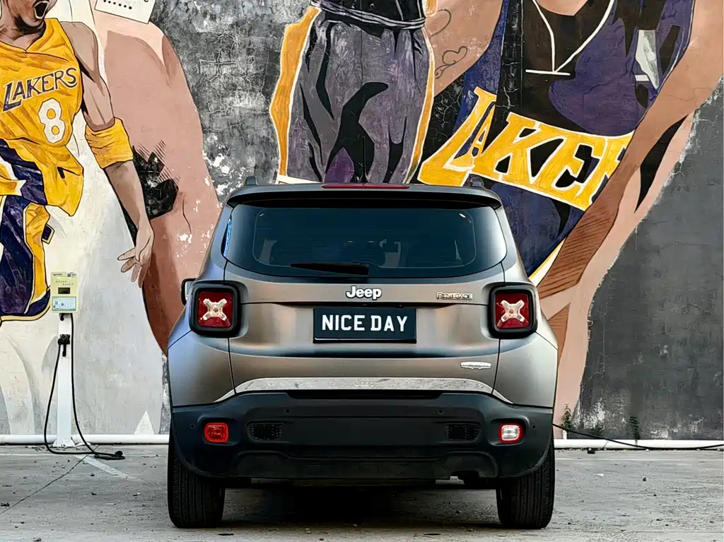 Jeep Renegade — миниатюра 5