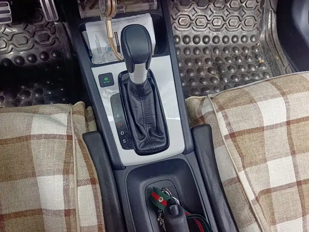 Honda Fit — миниатюра 15