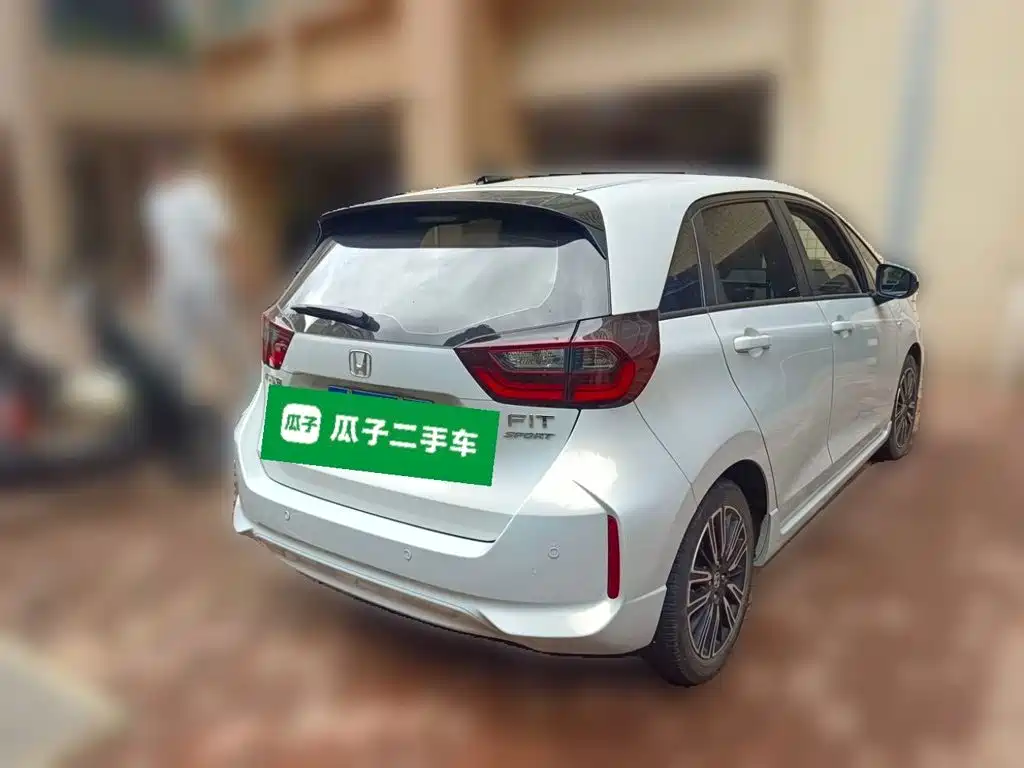 Honda Fit — миниатюра 6