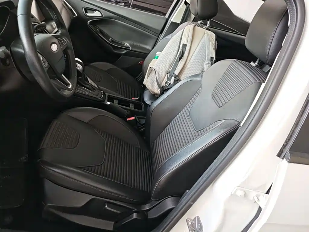 Ford Focus — миниатюра 15