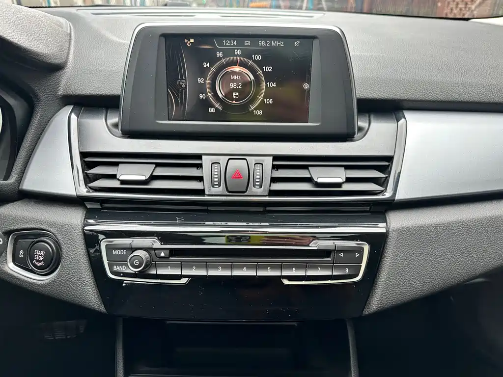 BMW 2 SERIES MULTIFUNCTIONAL STATION WAGON