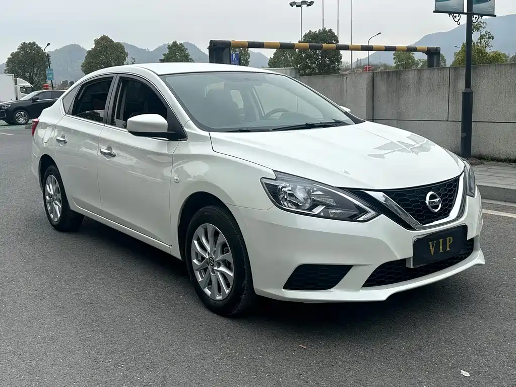NISSAN XUAN YI
