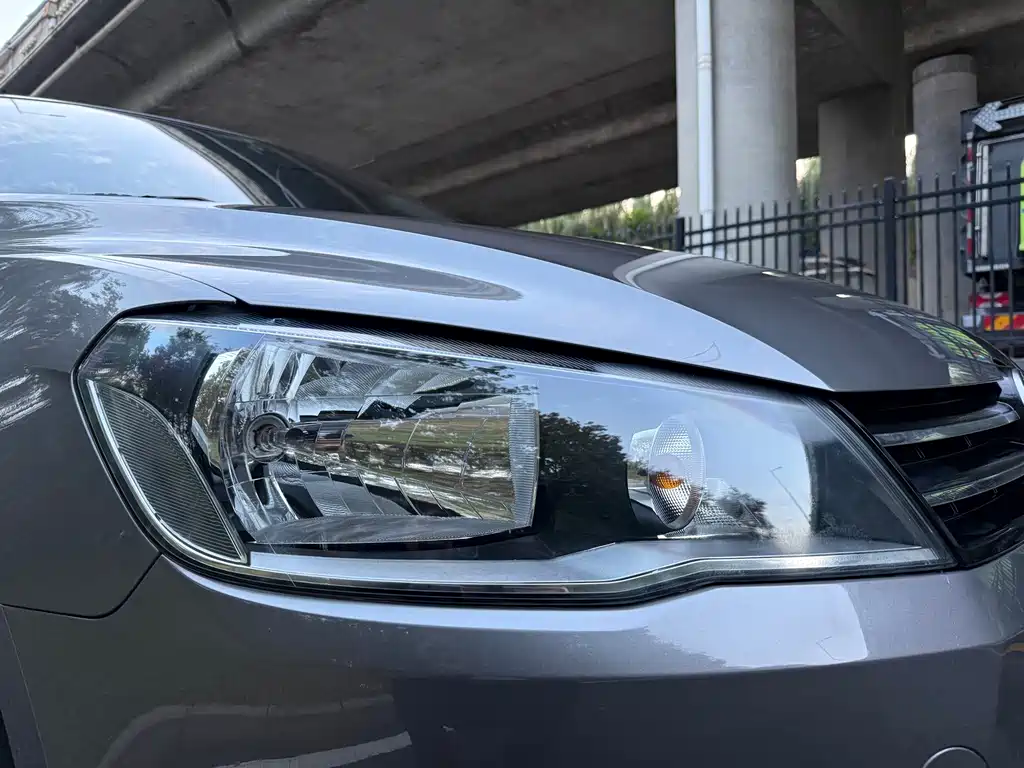 Volkswagen Jetta — миниатюра 17
