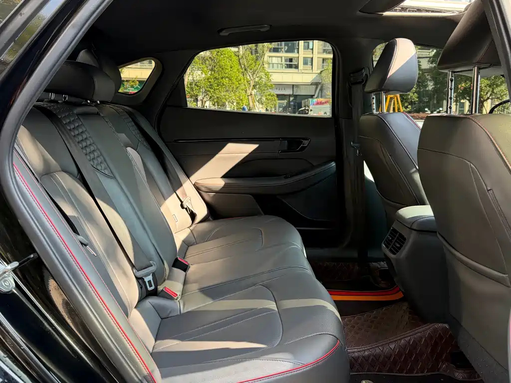 Hyundai Sonata — миниатюра 16
