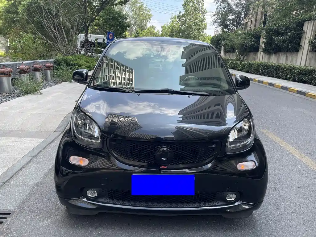 smart Smart Fortwo — миниатюра 2