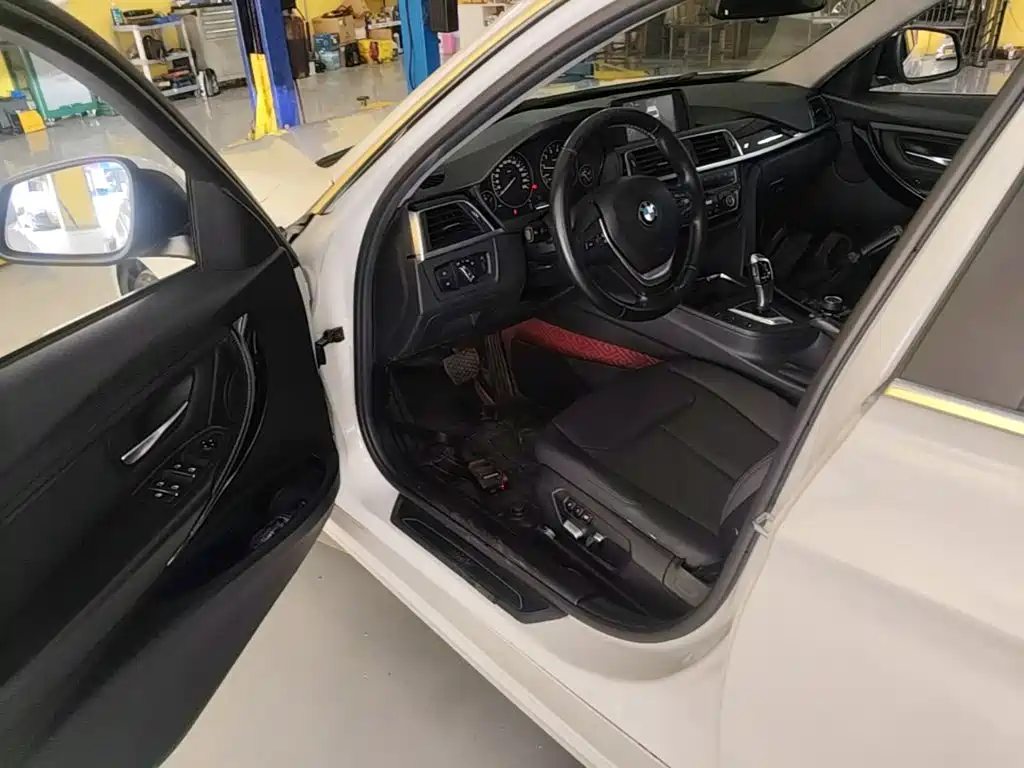BMW 3 Series — миниатюра 16