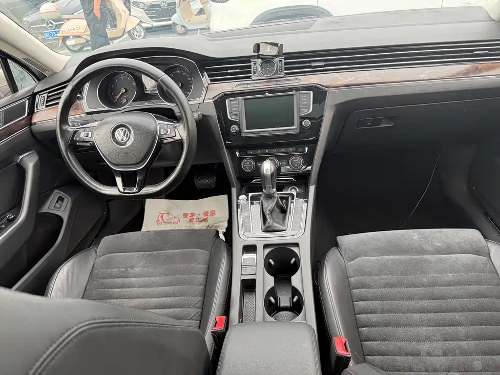 Volkswagen Magotan — миниатюра 8