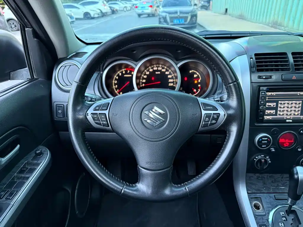 Suzuki Grand Vitara — миниатюра 5