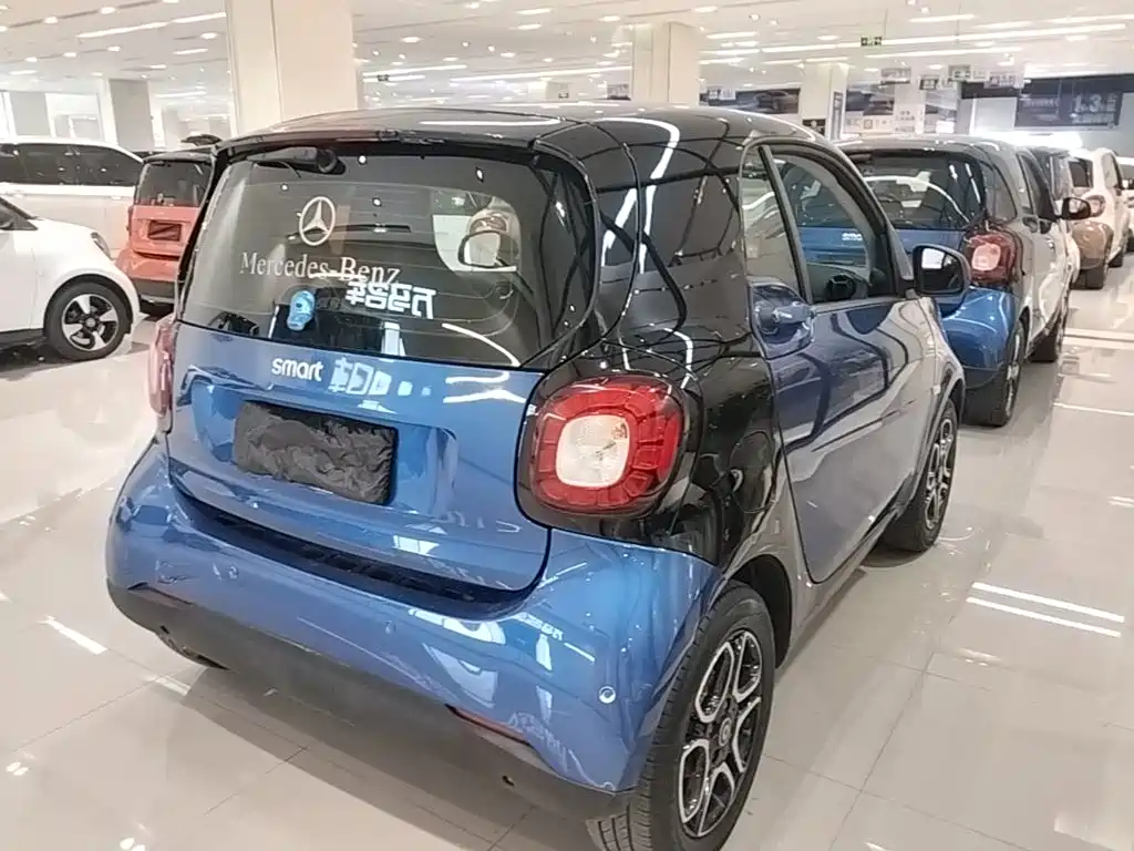 smart Smart Fortwo — миниатюра 7