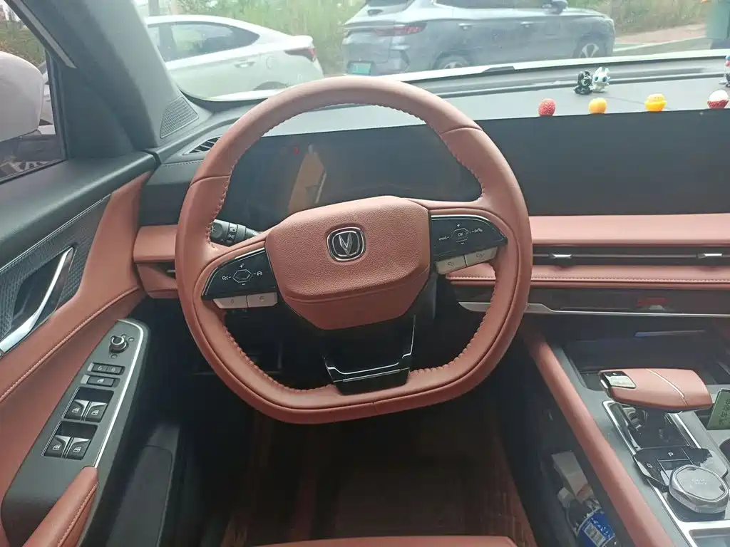 Changan Changan CS75PLUS — миниатюра 3