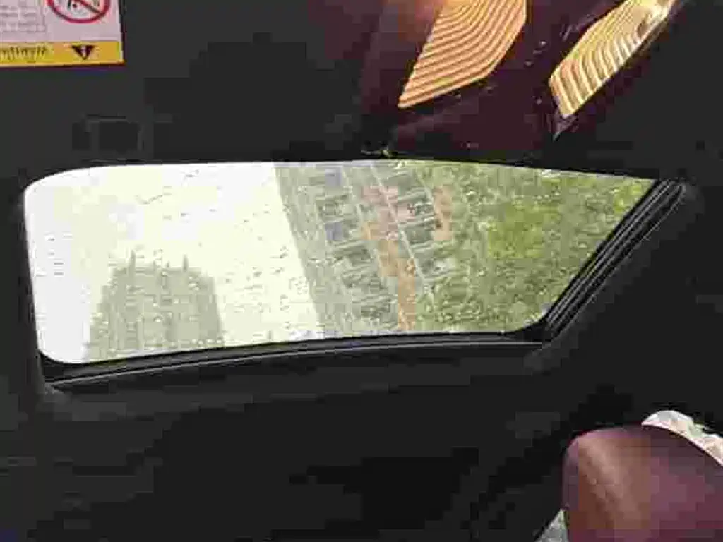 BMW 5 Series — миниатюра 8