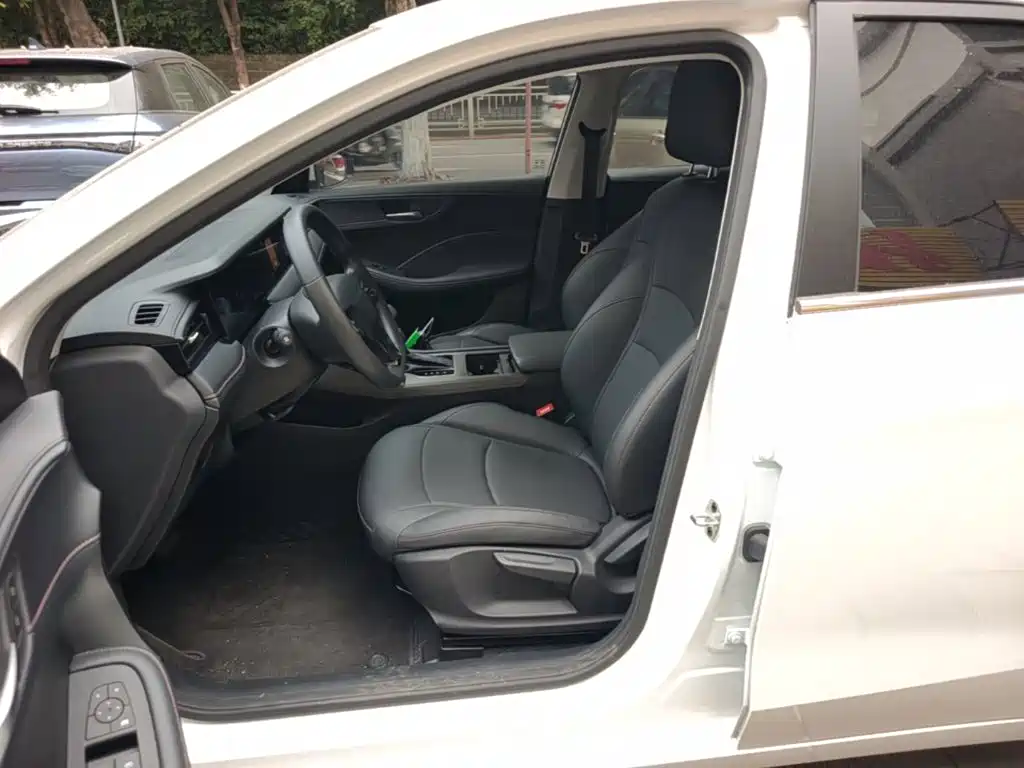 Roewe i5 — миниатюра 15