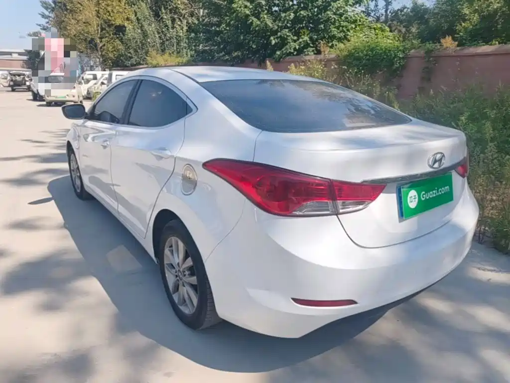 Hyundai Elantra Langdong — миниатюра 5