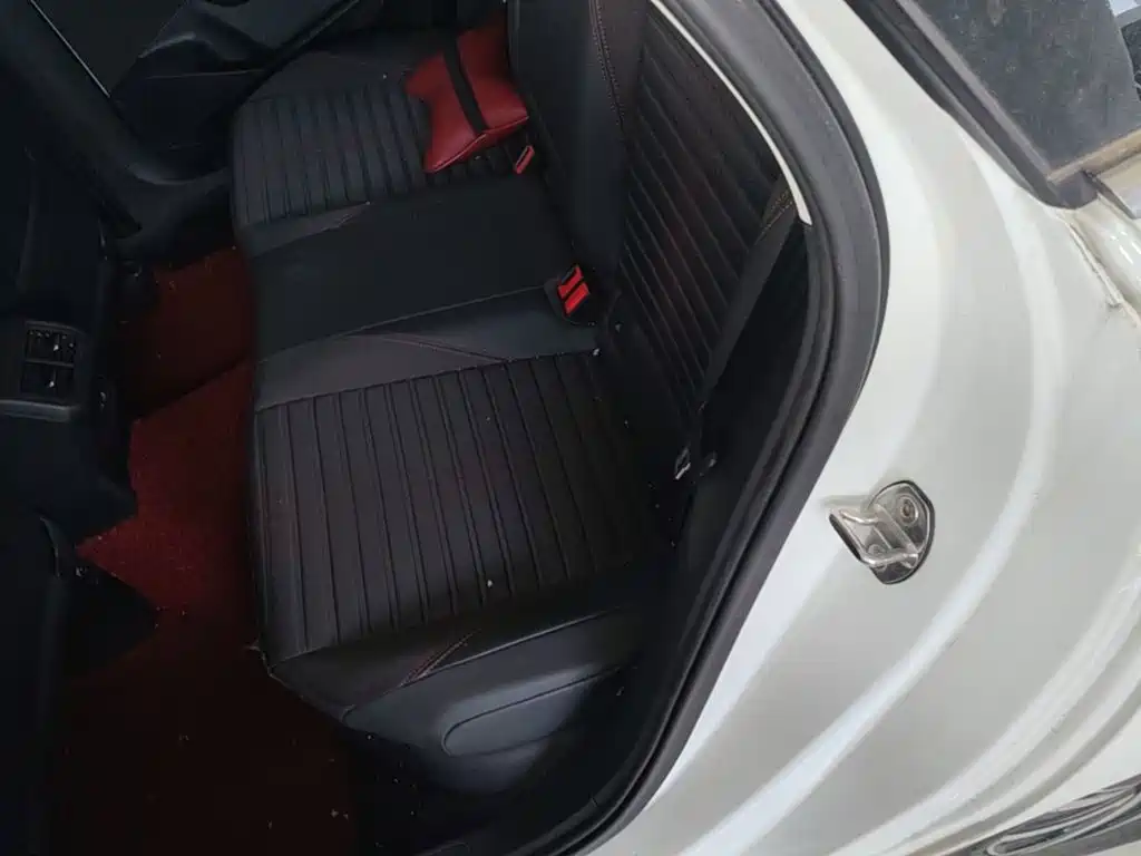 Volkswagen Lavida — миниатюра 17