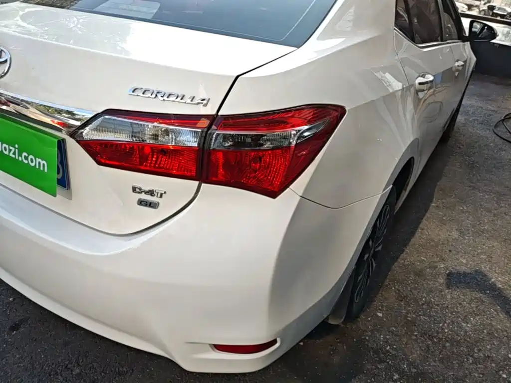 Toyota Corolla — миниатюра 8