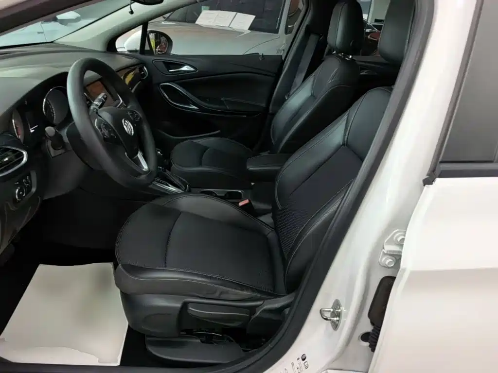 Buick Verano — миниатюра 15