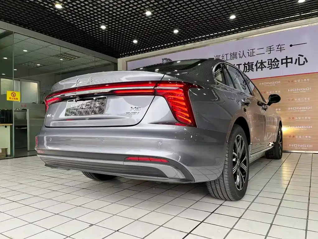 Hongqi Hongqi H5 PHEV — миниатюра 3