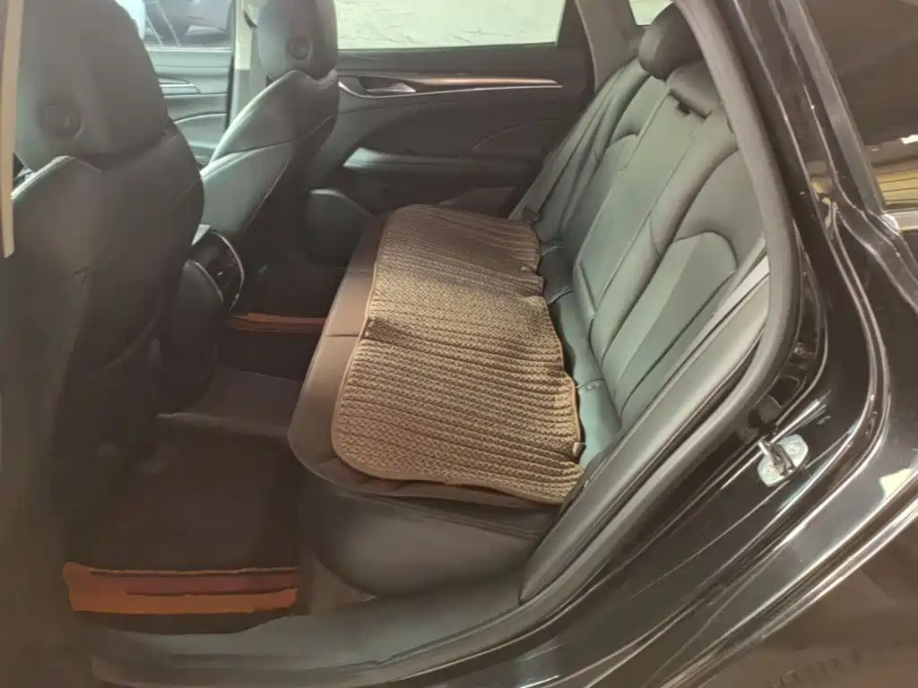 Buick LaCrosse — миниатюра 17