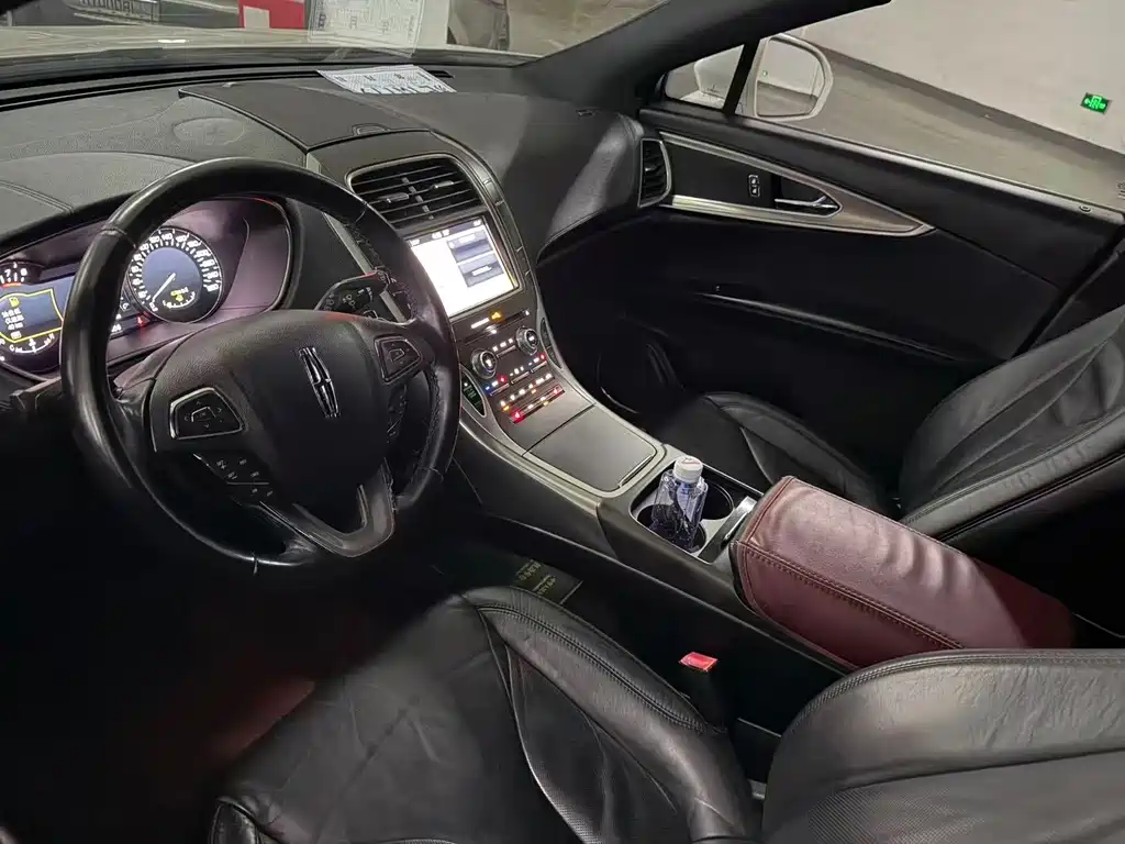Lincoln MKX — миниатюра 3
