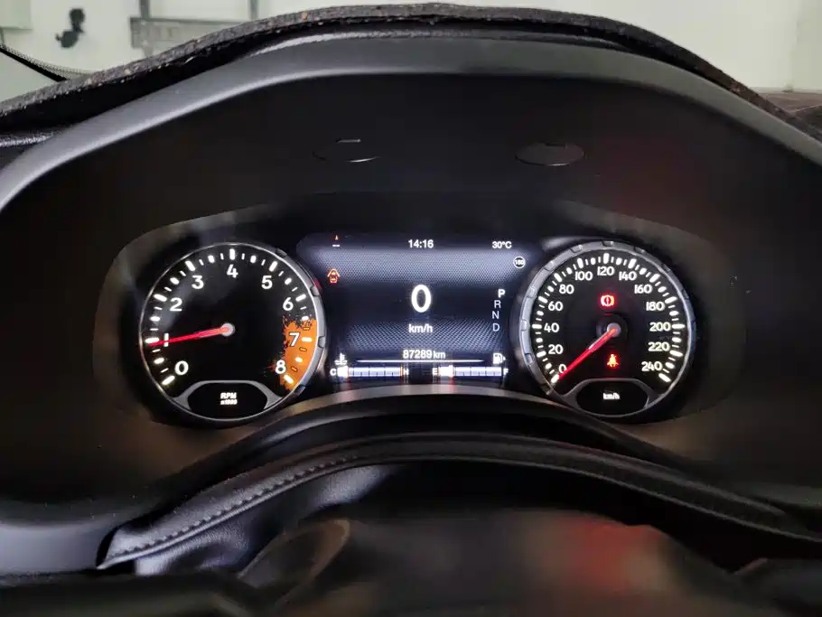 Jeep Renegade — миниатюра 14