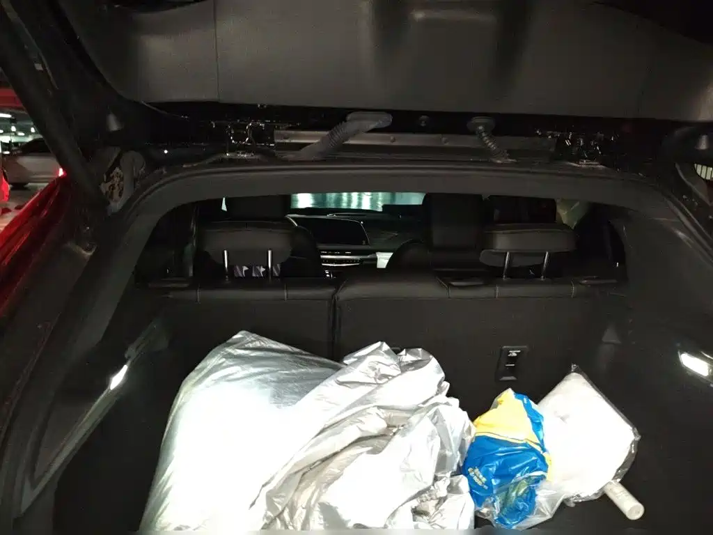 Cadillac XT4 — миниатюра 10