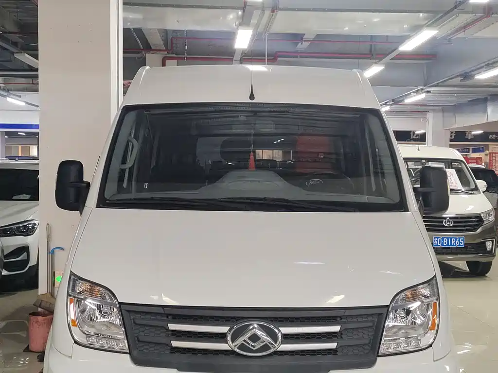 Maxus V80 2022