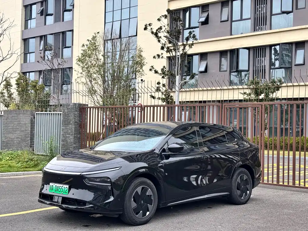 XPeng G7