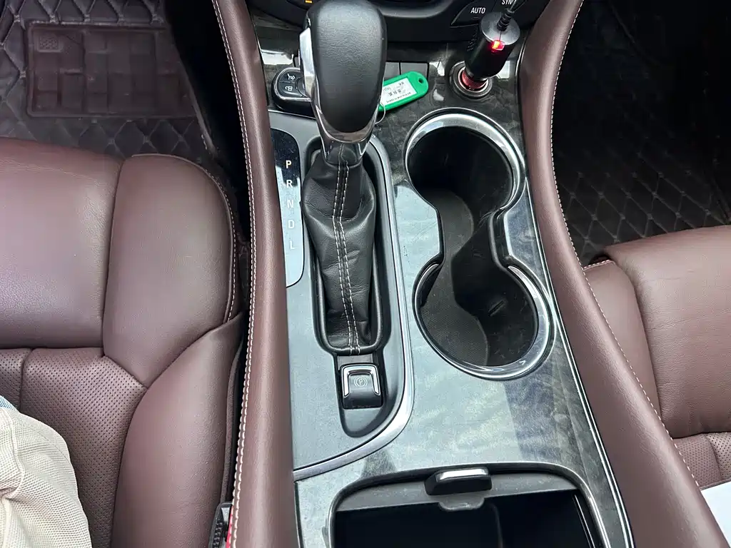 Buick Envision Plus — миниатюра 17