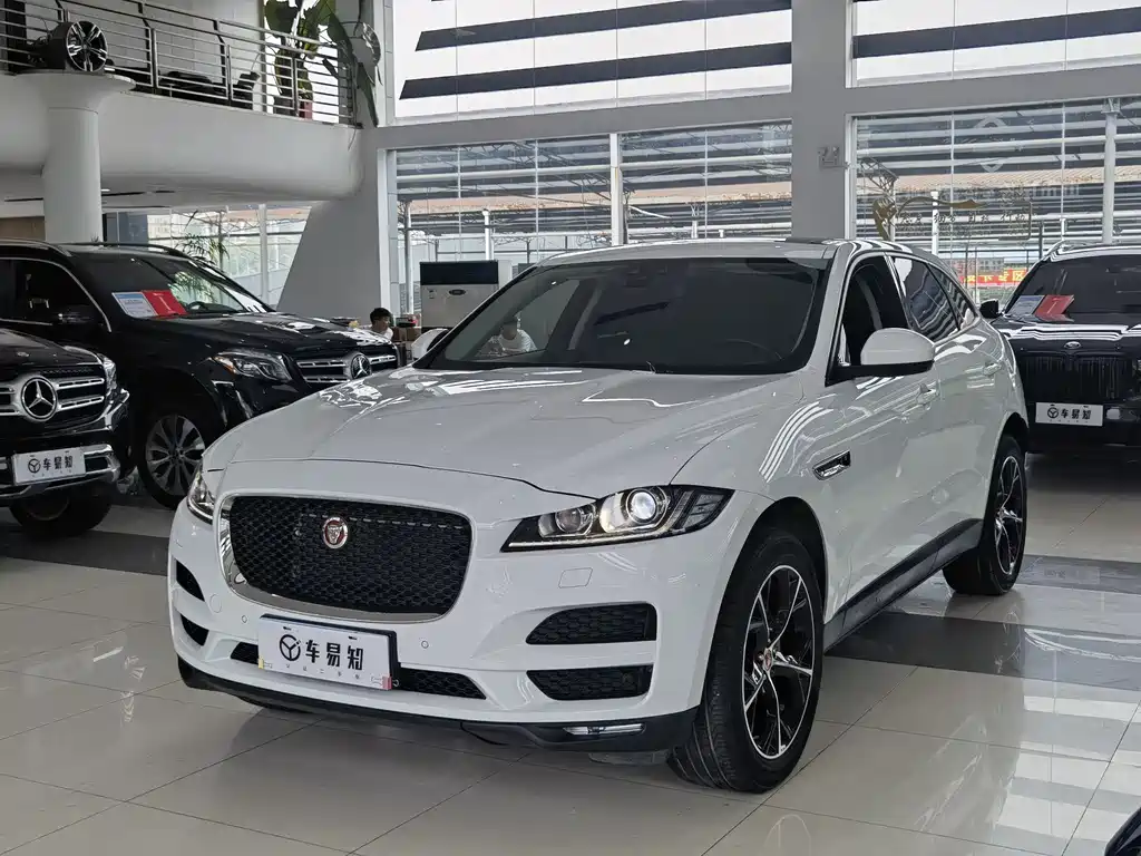 Jaguar F-PACE 2018