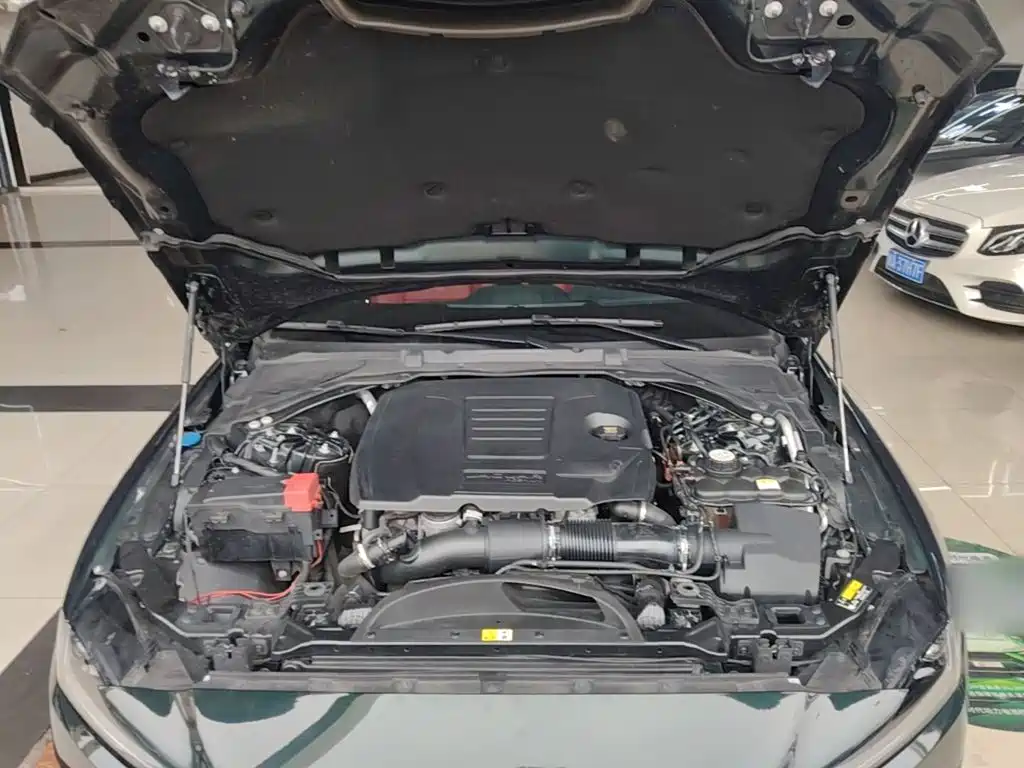 Jaguar XEL — миниатюра 20