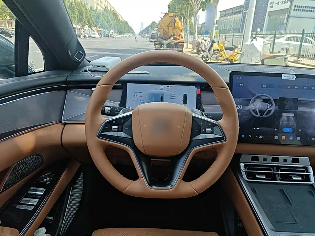 BYD Han L — миниатюра 11